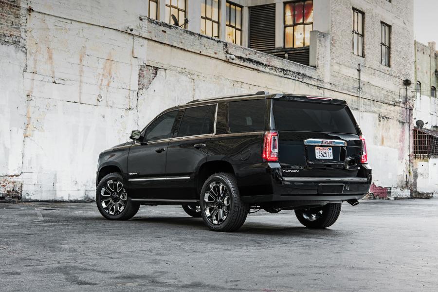  GMC Yukon Denali Ultimate Black (GMTK2UG) 2017 года  (фото 4 из 9)